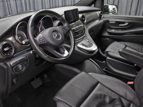 Mercedes-Benz V-Класс III (W447) Рестайлинг с пробегом 2022 года, цена 7 498 000 рублей, 52783 км, минивэн, Автокод Объявления