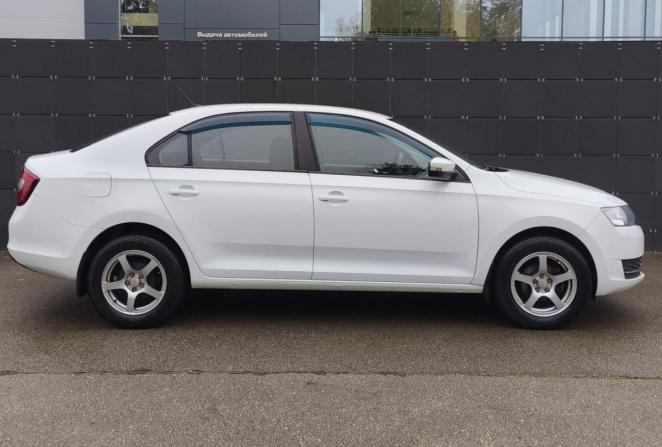 Skoda Rapid I с пробегом 2017 года, цена 1 270 000 рублей, 120000 км, лифтбек, Автокод Объявления