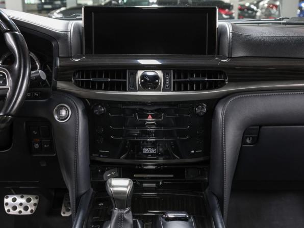 Lexus LX III Рестайлинг 2 с пробегом 2020 года, цена 10 998 000 рублей, 87554 км, внедорожник, Автокод Объявления
