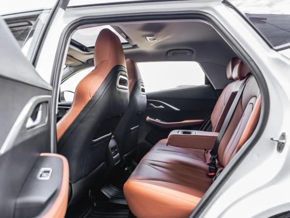 Omoda C5 I с пробегом 2023 года, цена 1 698 000 рублей, 25000 км, внедорожник, Автокод Объявления