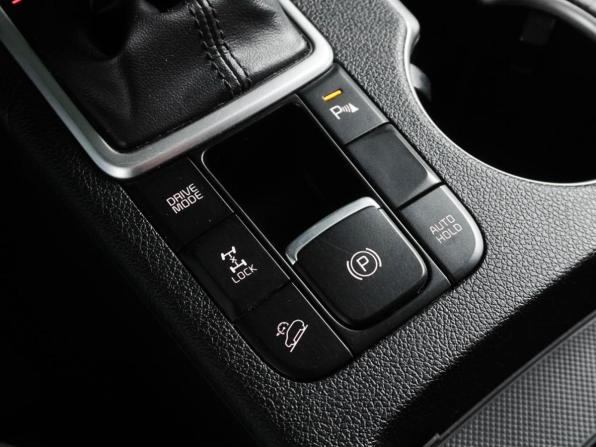Kia Sportage IV Рестайлинг с пробегом 2018 года, цена 2 569 000 рублей, 151029 км, внедорожник, Автокод Объявления
