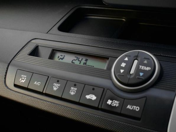 Honda Freed I Рестайлинг с пробегом 2012 года, цена 1 180 000 рублей, 125828 км, компактвэн, Автокод Объявления