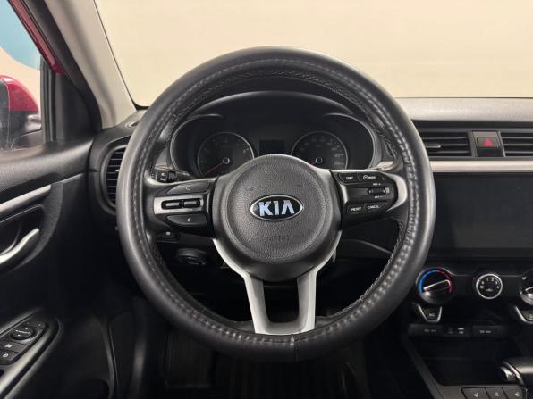 Kia Rio IV с пробегом 2018 года, цена 1 380 000 рублей, 74917 км, седан, Автокод Объявления