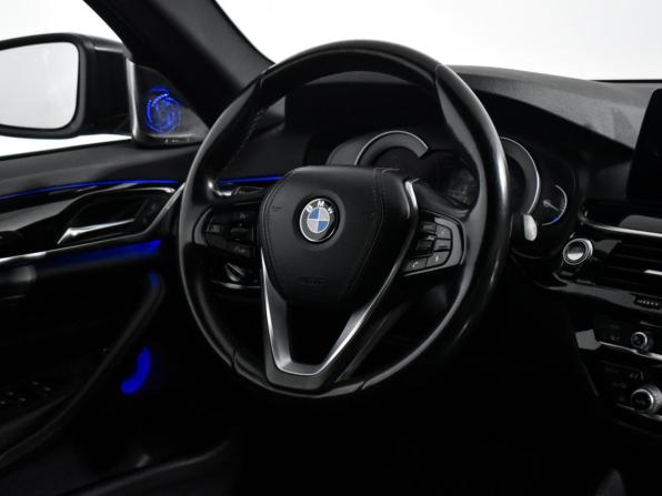BMW 5 серии VII (G30/G31/G38) с пробегом 2018 года, цена 2 490 000 рублей, 159973 км, седан, Автокод Объявления