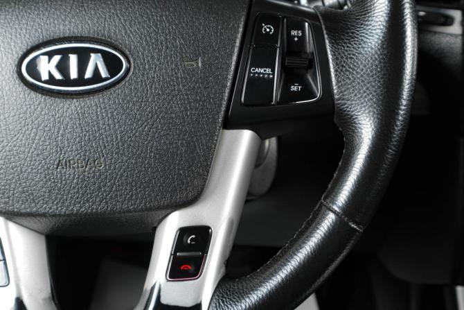 Kia Sorento II с пробегом 2011 года, цена 1 359 000 рублей, 259660 км, внедорожник, Автокод Объявления
