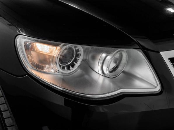 Volkswagen Touareg I Рестайлинг с пробегом 2008 года, цена 999 000 рублей, 239332 км, внедорожник, Автокод Объявления