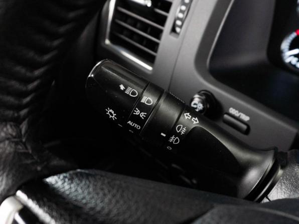 Toyota Land Cruiser 200 Series Рестайлинг 2 с пробегом 2016 года, цена 6 050 000 рублей, 216958 км, внедорожник, Автокод Объявления