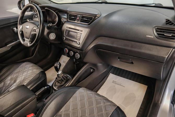 Kia Rio III Рестайлинг с пробегом 2016 года, цена 929 000 рублей, 228000 км, седан, Автокод Объявления