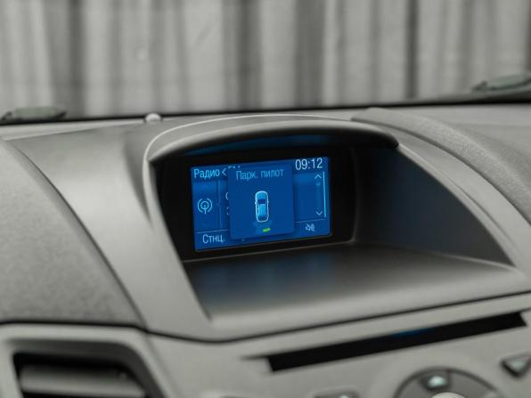 Ford Fiesta Mk6 Рестайлинг с пробегом 2015 года, цена 1 120 000 рублей, 87417 км, седан, Автокод Объявления