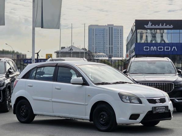 Kia Rio II Рестайлинг с пробегом 2011 года, цена 536 000 рублей, 258272 км, хэтчбек, Автокод Объявления