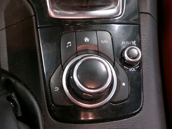 Mazda 3 III (BM) с пробегом 2014 года, цена 860 000 рублей, 266508 км, седан, Автокод Объявления