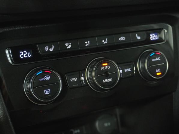 Volkswagen Tiguan II с пробегом 2020 года, цена 2 536 000 рублей, 111400 км, внедорожник, Автокод Объявления