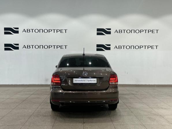 Volkswagen Polo V Рестайлинг с пробегом 2018 года, цена 949 000 рублей, 176659 км, седан, Автокод Объявления