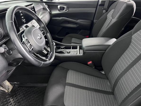 Kia Sorento IV с пробегом 2021 года, цена 3 450 000 рублей, 19739 км, внедорожник, Автокод Объявления