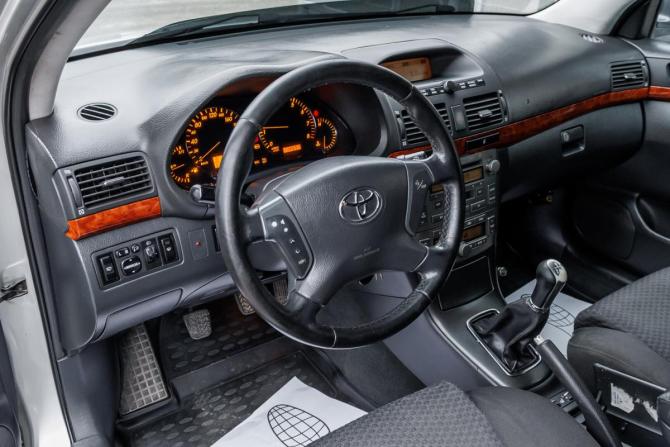 Toyota Avensis II с пробегом 2005 года, цена 473 000 рублей, 308254 км, седан, Автокод Объявления