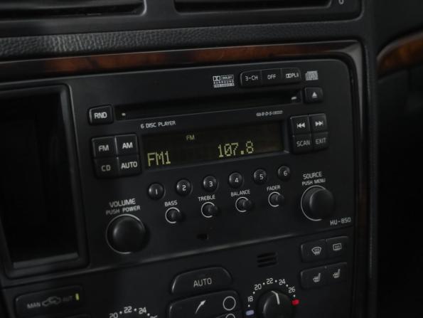 Volvo XC70 I Рестайлинг с пробегом 2006 года, цена 899 000 рублей, 322908 км, универсал, Автокод Объявления