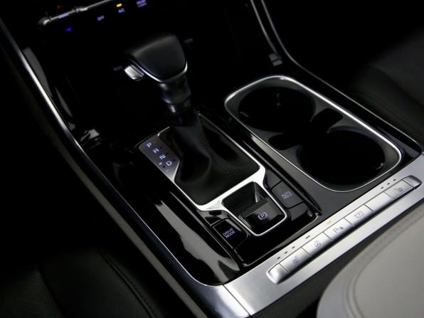 Kia Carnival IV с пробегом 2023 года, цена 3 950 000 рублей, 94000 км, минивэн, Автокод Объявления