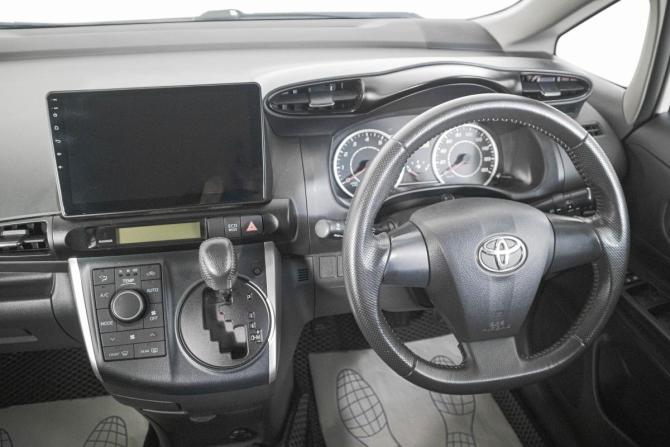 Toyota Wish II с пробегом 2011 года, цена 1 199 000 рублей, 183389 км, минивэн, Автокод Объявления