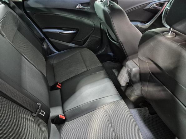 Opel Astra J с пробегом 2012 года, цена 720 000 рублей, 189000 км, хэтчбек, Автокод Объявления