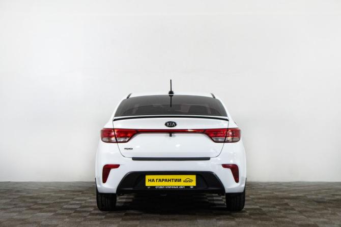 Kia Rio IV с пробегом 2017 года, цена 1 169 000 рублей, 208000 км, седан, Автокод Объявления