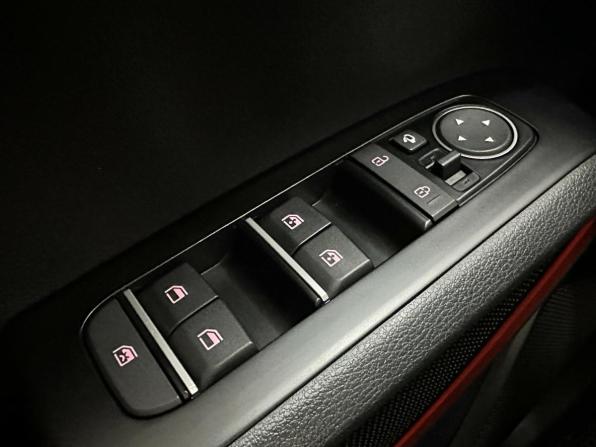 Kia Soul III Рестайлинг с пробегом 2022 года, цена 2 275 000 рублей, 49730 км, хэтчбек, Автокод Объявления