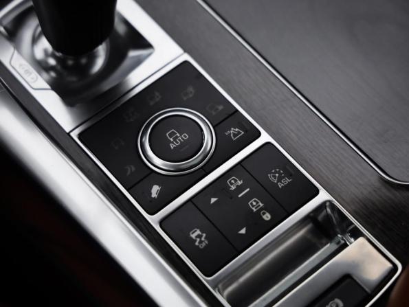 Land Rover Range Rover Sport II с пробегом 2013 года, цена 2 769 000 рублей, 196549 км, внедорожник, Автокод Объявления