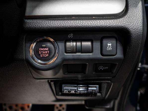 Subaru XV I с пробегом 2014 года, цена 1 090 000 рублей, 257184 км, внедорожник, Автокод Объявления