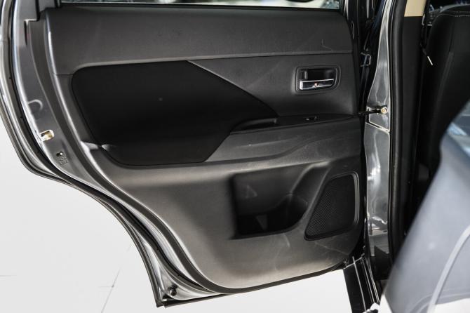 Mitsubishi Outlander III Рестайлинг 2 с пробегом 2018 года, цена 1 980 000 рублей, 91213 км, внедорожник, Автокод Объявления