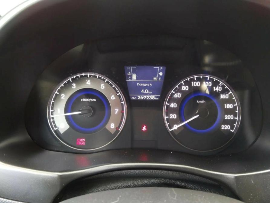 Hyundai Solaris I Набережные Челны  - изображение 10