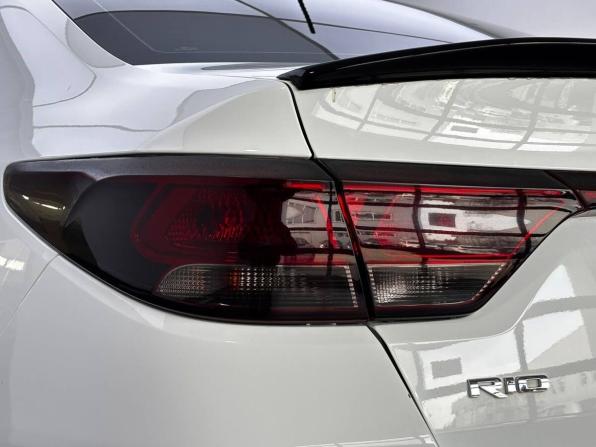 Kia Rio IV с пробегом 2018 года, цена 1 055 000 рублей, 176616 км, седан, Автокод Объявления