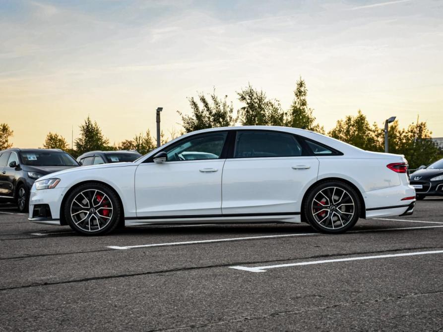 Audi S8 IV (D5) Москва  - изображение 12