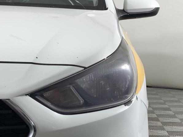 Hyundai Solaris II с пробегом 2017 года, цена 599 000 рублей, 317953 км, седан, Автокод Объявления