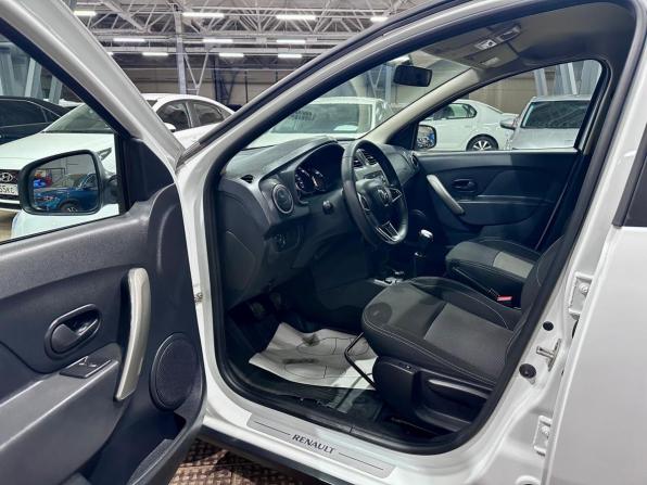 Renault Sandero II Рестайлинг с пробегом 2021 года, цена 1 190 000 рублей, 101216 км, хэтчбек, Автокод Объявления