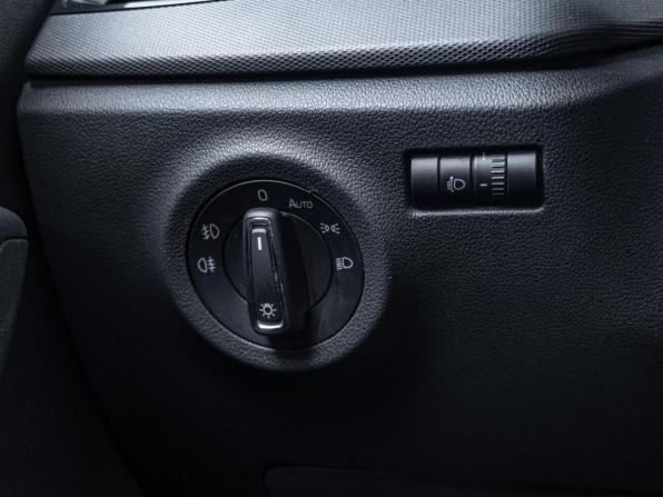 Skoda Rapid II с пробегом 2021 года, цена 1 495 000 рублей, 182086 км, лифтбек, Автокод Объявления