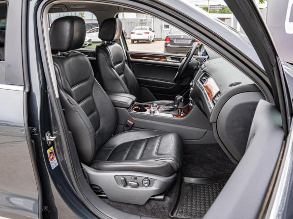 Volkswagen Touareg II с пробегом 2012 года, цена 1 999 000 рублей, 316063 км, внедорожник, Автокод Объявления
