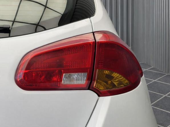 Kia Ceed II Рестайлинг с пробегом 2017 года, цена 1 227 000 рублей, 174863 км, хэтчбек, Автокод Объявления