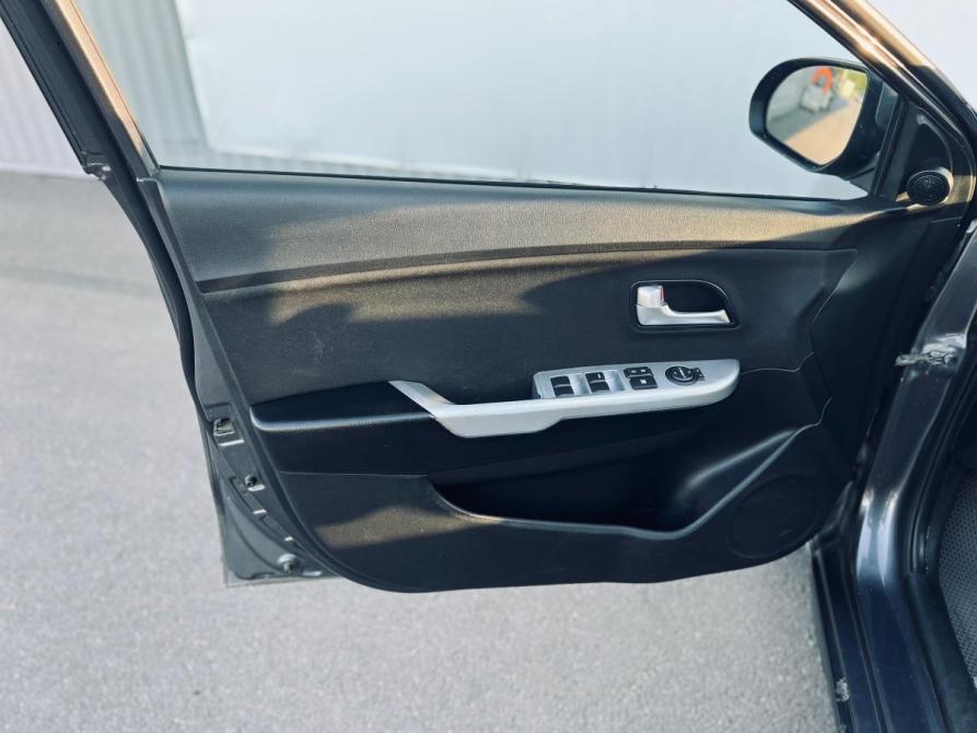 Kia Rio III Санкт-Петербург  - изображение 12