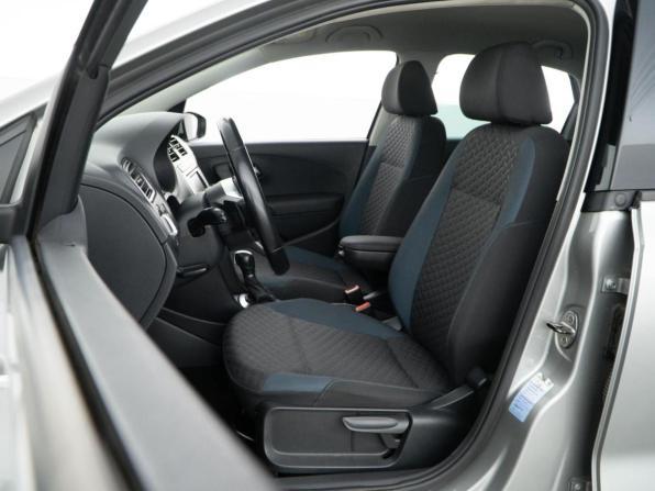 Volkswagen Polo V Рестайлинг с пробегом 2020 года, цена 1 499 077 рублей, 122129 км, седан, Автокод Объявления