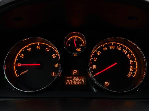 Opel Antara I Рестайлинг с пробегом 2012 года, цена 1 030 000 рублей, 204662 км, внедорожник, Автокод Объявления