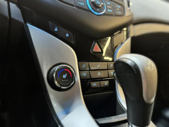 Chevrolet Cruze I Рестайлинг с пробегом 2013 года, цена 697 000 рублей, 190000 км, хэтчбек, Автокод Объявления
