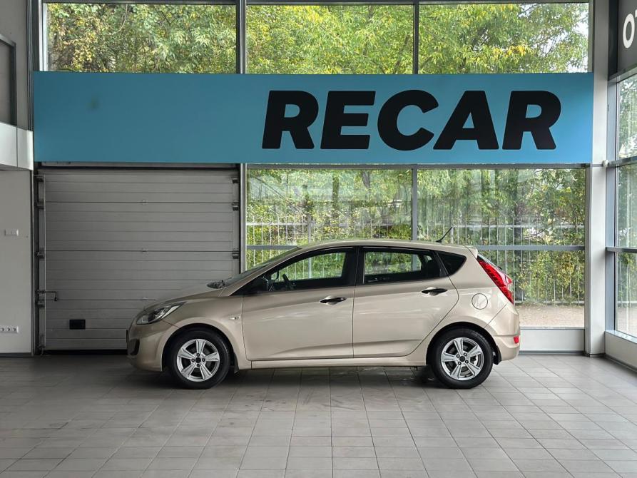 Hyundai Solaris I Санкт-Петербург  - изображение 2