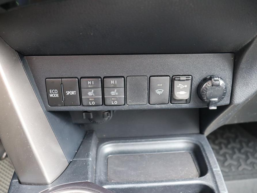 Toyota RAV4 IV (XA40) Рестайлинг Москва  - изображение 19