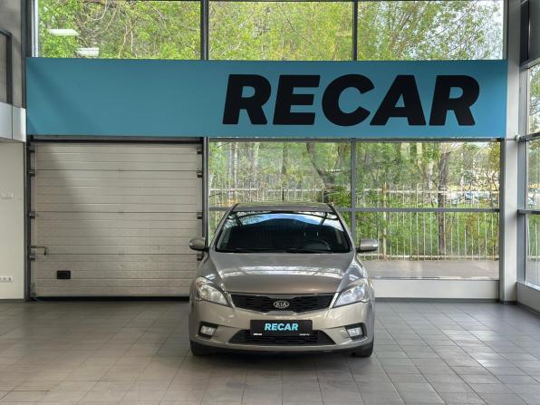 Kia Ceed I Рестайлинг с пробегом 2012 года, цена 640 000 рублей, 234100 км, хэтчбек, Автокод Объявления