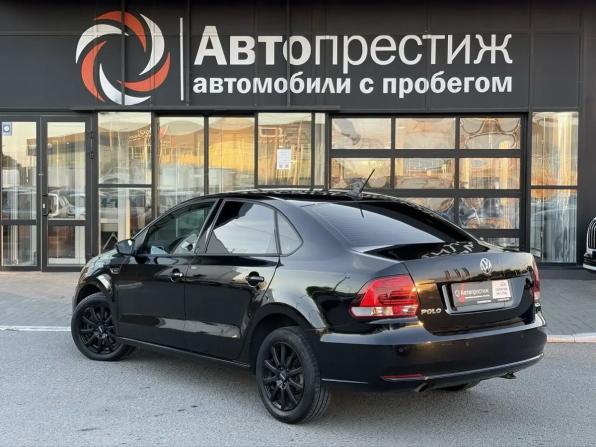 Volkswagen Polo V Рестайлинг с пробегом 2018 года, цена 1 223 000 рублей, 101734 км, седан, Автокод Объявления