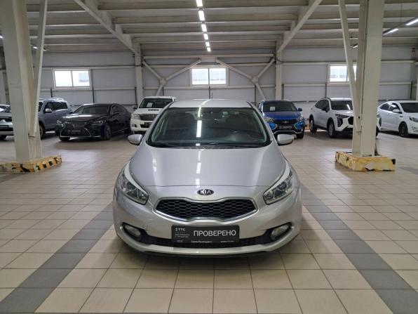 Kia Ceed II с пробегом 2014 года, цена 995 000 рублей, 143882 км, хэтчбек, Автокод Объявления