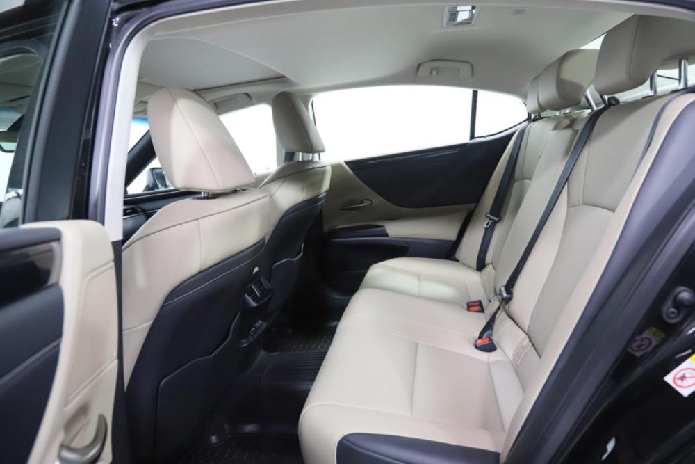 Lexus ES VII Москва  - изображение 11
