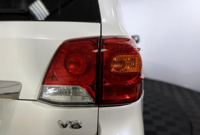 Toyota Land Cruiser 200 Series с пробегом 2012 года, цена 3 150 000 рублей, 286000 км, внедорожник, Автокод Объявления