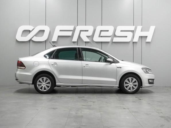 Volkswagen Polo V Рестайлинг с пробегом 2019 года, цена 1 179 000 рублей, 146405 км, седан, Автокод Объявления