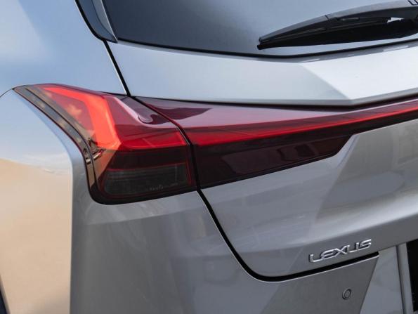 Lexus UX I с пробегом 2020 года, цена 3 300 000 рублей, 34714 км, внедорожник, Автокод Объявления