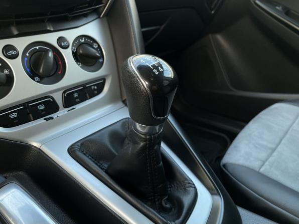 Ford Focus III с пробегом 2011 года, цена 800 000 рублей, 139682 км, хэтчбек, Автокод Объявления